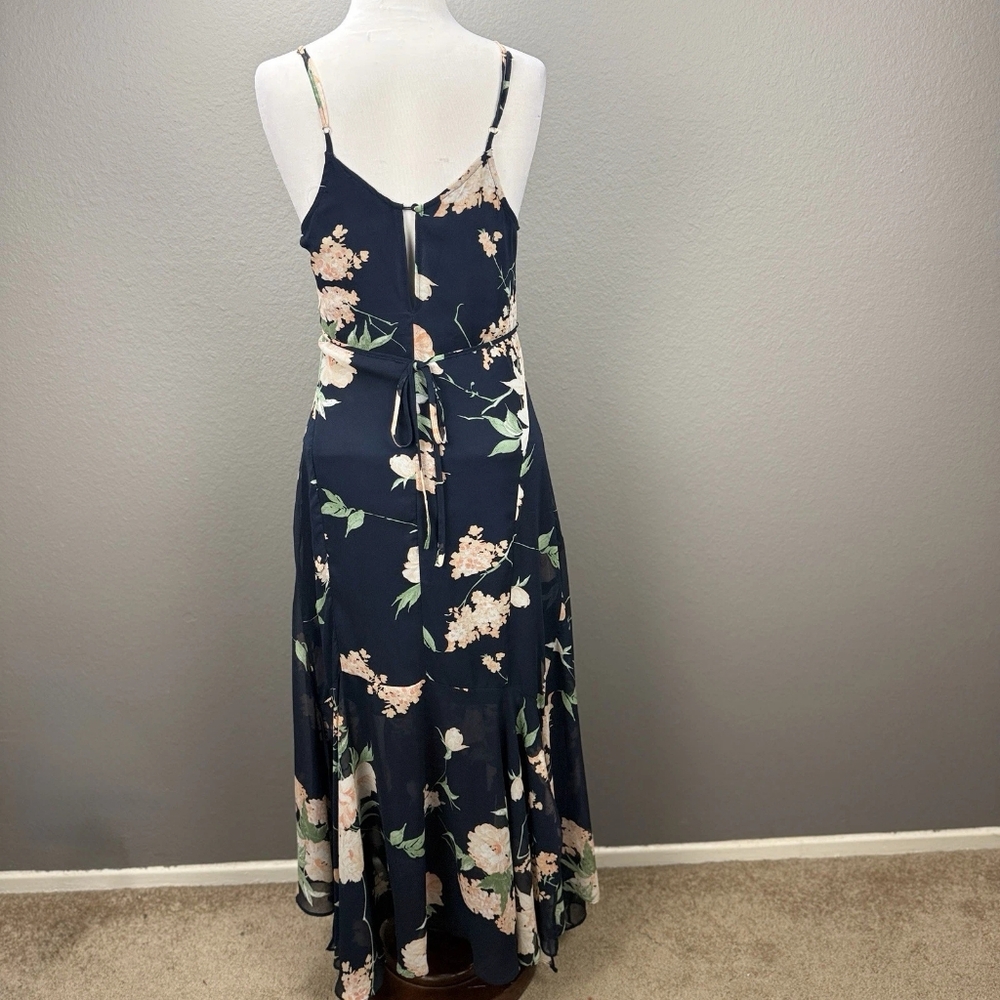 Sleeveless Navy Floral Maxi Dress with Peach Blooms - Picture 3 of 4